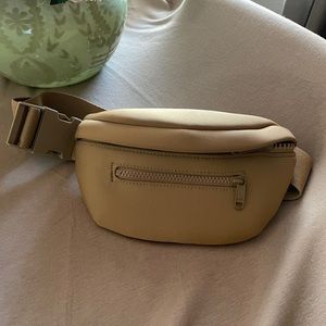 Dagne Dover Ace Fanny Pack/crossbody bag - Camel color